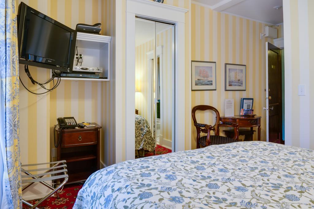 Calgary Westways Guest House Cameră foto