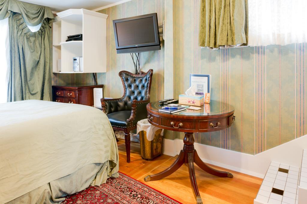 Calgary Westways Guest House Cameră foto